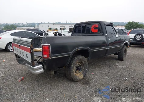 1993 Dodge D-Series D200/D250 из США, поврежденный, VIN 1B7KE26C4PS143085